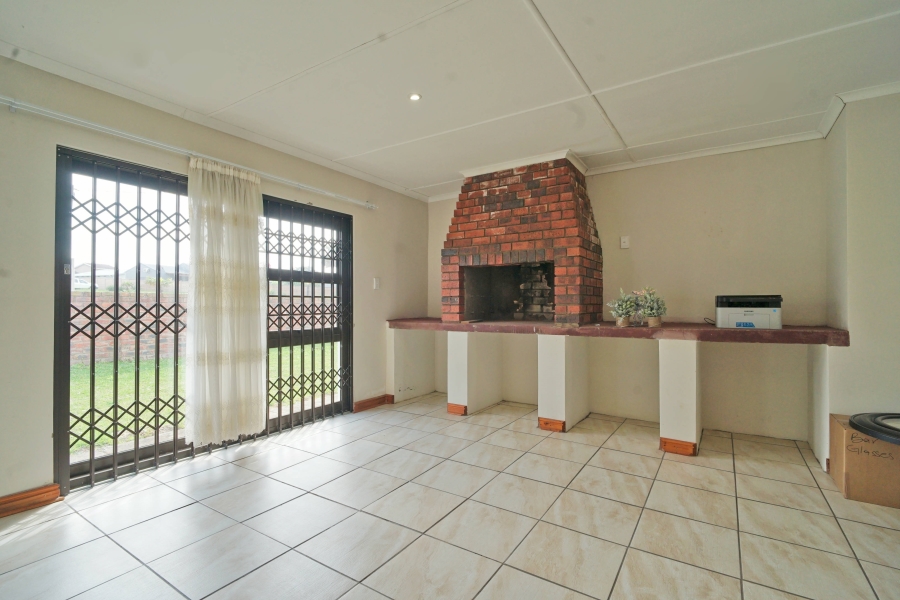 4 Bedroom Property for Sale in Kaysers Beach Eastern Cape